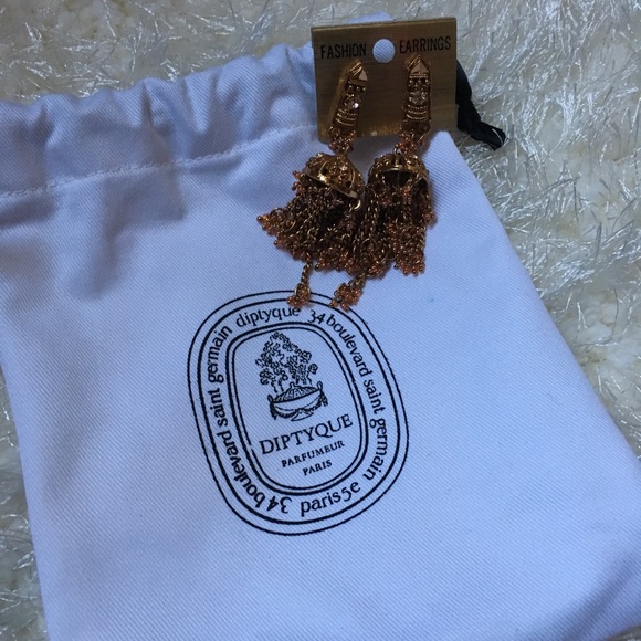 Indian ethnic antique gold earrings - Picture 4 of 4